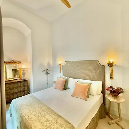 Ohliving Sales Y Ferre شقة
